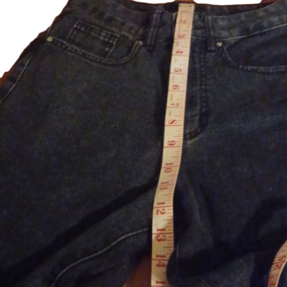 COTTON On Wide Leg Cropped Frayed Hems Faded Black Jeans. Size 2. - Picture 9 of 9
